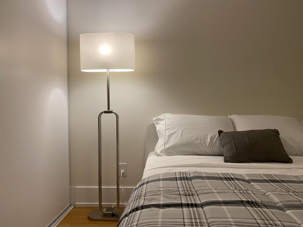 Grand View 2Br/2Ba Condos Cn Tower,Union,Tiff/Mtcc Toronto Exterior photo